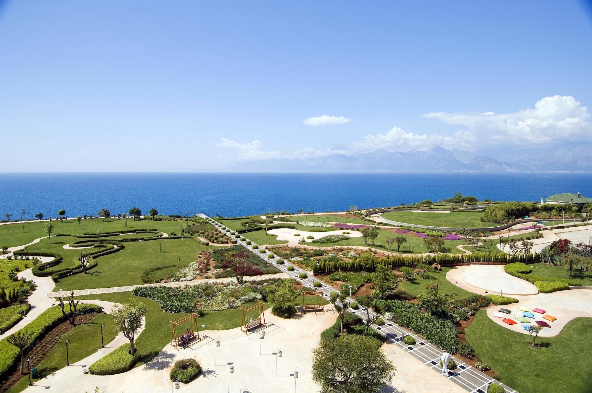 Готель The Marmara 5*